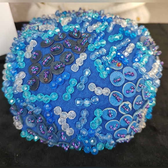 Christian Dior w COA vintage beaded HAT chapeaux BLUE 💙 excellent condition - Picture 4 of 11